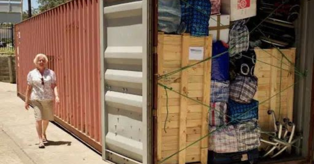 Using a Storage Shipping Container in Moving Long Distances